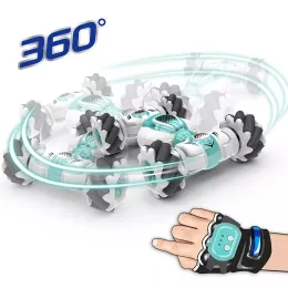 CARS 2022 Nuovo S012 RC Stunt Car Remote Control Orologio Gesture Induzione a 360 gradi Twinging Toys Offroad Toys 2.4GHz 4WD rotazione