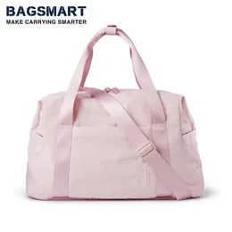 Bagsmart Gym Bag For Women fortsätter Weekender Overnight Travel Duffel Påsar med Trolley Sleeve Tote Workout Dance 240419