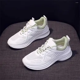 Lässige Schuhe gebundene Plattform Womans Sport Kind vulkanisieren Turnschuhe Braunes Tennis -Kit Luxe Shose Traning Lofers