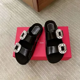 Slipper Mule Woman Sandale Travel Platform Luxury Designer med Flash Diamond Buckle Sandal Summer Casual Shoe Slide Sliders Beach Rubber Shoes Outdoor