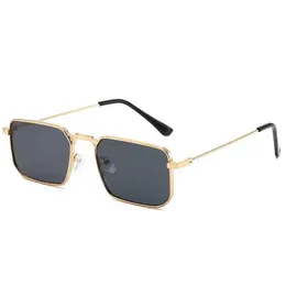 Sonnenbrille Hochwertige Rechteck Sonnenbrille Frauen Metall Rahmen Gläser Vintage Brand Square Suns Billes für Männer Schatten weibliche Brillen 240423