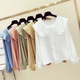 Camisa 2024 Primavera Summer Moda feminina Moda feminina Vintage Peter Pan Collar Solid Slim Camisetas de manga comprida Casual Casual Blouse básica Tops femininos