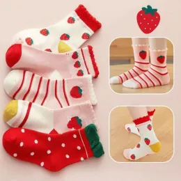 Leggings 5Pairs Children Socks Autumn and Winter Boys Mid Length Socks Cotton Girls Cartoon Socks Soft and Comfortable Kid Socks