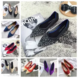 2024 Nuove scarpe eleganti di lusso Ballet Black Bianco rosso morbido Solulato Domande a maglia Designer Formal Letter Platform Platform Fashion Boat Shoe Lady Lazy Moca