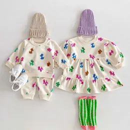 Conjuntos de roupas de roupas de bebê conjunto de roupas de cachorro fofas vestidos de vestido moleto