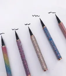 Makyaj kirpikleri için sihirli Self -Yapışkan Sıvı Eyeliner Tutkal Mıknatıs Yapıştırıcı Uzun Kalıcı Kalem Kalemi Özel Lable8671294