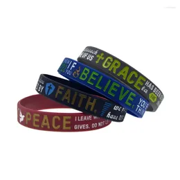 Charm Bracelets 50 PCs Epheser 4: 7 Johannes 14:27 Matthäus 21:22 Römer 5: 1 Silikon Gummi -Armband Jesus