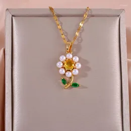 Pendant Necklaces Stylish Imitation Pearl Green Leaf Sunflower Necklace Charming Anniversary Gift For Family