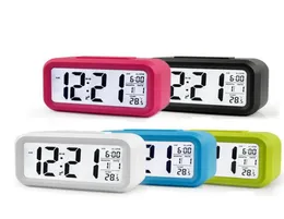 LED Digital Clock Student Table Relógio com calendário de temperatura Relógios de função para viagens de escritório em casa rre31208321988