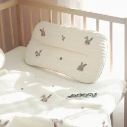 Pillow Korean Ins Newborn Pillow Cotton Embroidery Baby Sweatabsorbing Cushion Baby Pillows Bedding Room Decoration Nursing Pillow