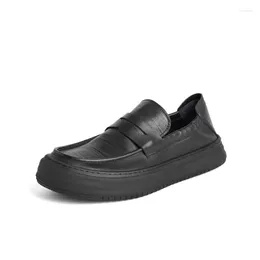 Sapatos casuais Business de solteiro de solo de solteiro Single Men 2024 Spring and Fall Leature calfedes Dad A1174cm3