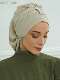 ヒジャーブイスラム教徒のインスタントターバン純粋な色ストレッチインナーハットヒジャーブのキャップのためのヒジャーブボンネットD240425の下で女性ヘッドスカーフを着用する