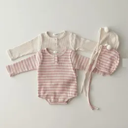 One-Pieces Frühling Herbst Neugeborenes Mädchen Kind Ripped Solid Casual Long Sleeve Bodysuit + Schnürkappen 2pcs Junge Baby Baumwolle gestreift