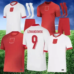 2024 Crianças Jerseys de futebol da Polônia Lewandowski Away 24/200 Copa da seleção nacional da Copa Polska Milik Piszczek Piatek Grosicki Krychowiak Zielinski Futebol Cirche Kit Men