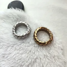 2024 Nya Frankrike Paris Retro Vintage Ring för kvinnor Copper Gold Make Old Silver B Brand Luxury Letters Designer Chinese Finger Anillos Rings smycken