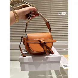 Loe Designer Bag Gate Luxury Fashion Swork Beald Sacks Lady Family Women's Classic Saddle Mini Bow One Crossbody Simple Girl Ladi