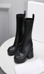 Women Betty PVC Rain Boots Designer Half Boot Ladies Dress Shoes Womens Flamingos 100 Real Leather Medal Nonslip 3315220