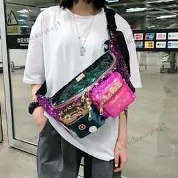 Designer kvinnor paljett midjeband bröstväska avslappnad crossbody väska ny axel crossbody lysande fiskskala mångsidig resväska i y2k cool flickor sportväska 240425