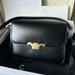 Lyxtriomfes axelväska läder kohud väska kvinnor handväska designer plånbok svart mode tofu kedja sadelväska