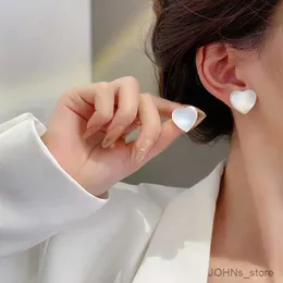 Dangle Chandelier Korean Sweet White Opal Love Heart Stud Earrings Fashion 간단한 아크릴 핑크 복숭아 하트 이어링 보석 파티