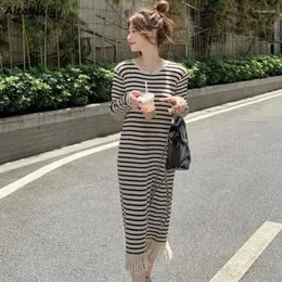 Casual Dresses Tender Korean Fashion Randig Long Sleeve For Women Sticked Retro Tassel Midi Autumn Winter Baggy Feminine Simple Young