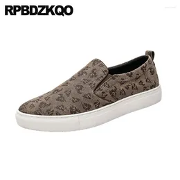 Scarpe casual China Sport Sneakers simboli sneaker sugli allenatori uomini pattinarsi in pelle scamosciata superficiale stampato atletico appartamenti tround toe