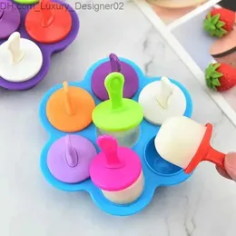 Ferramentas de sorvete 1pc 7 buracos molde de silicone molde de molde doméstico ferramenta de acessório de cozinha diy pica de bebê frutas de frutas de frutas de bateria fabricante de bola de sorvete q240425