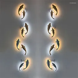 Lampade a parete Golden LED LED soggiorno camera da letto corridoio a forma di pesce luce decorativa personalizzata di pesce grigliate per le luci