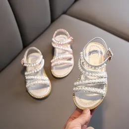 Modet Rhinestone Beadings Girls Sandaler Summer Children Party Performance Shoes Pearls Open Ted Sandals For Girl 240410