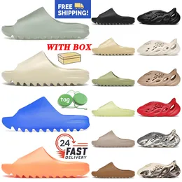 Slides 2024 New Designer Foam Runners Sandaler för män Kvinnor EU48 US13 Slyckor med Box Onyx Black Bone Salt Sandale Sliders Gratis fraktskor Dhgate