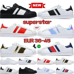 Klassiska designerskor låg casual sneakers foundation white svart universitet röda iriscent metalliska silver metalliska guld marinman män superstjärna tränare kvinnor sko