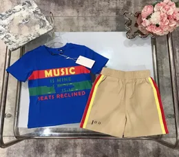 Kaliteli bebek erkek giyim setleri mektuplar baskılı çocuklar yaz kıyafetleri pamuk çocukları gündelik takım elbise kısa kol tshirtshorts 27673201