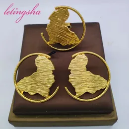 Brincos de design de mapa da África Conjunto de anel para mulheres Etiópia 18k Jóias banhadas a ouro nigerianas Jóias de noiva Festa de casamento 240424
