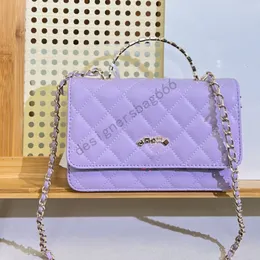 Designerskie kobiety na ramię skórzana klapa diamentowa logo metalowy arkusz luksus błyszcząca torebka Matelasse łańcuch crossbody torebki makijaż sakoche klipowy kieszonkową czerwoną kopertę