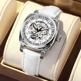 Uhren Luxusuhren für Frauen und Mann große Größe Luminous Diamond Retro Ladies Wriswatches Frauengürtel hohle mechanische Uhren