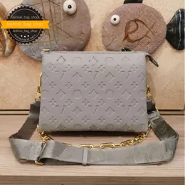 デザイナーバッグCoussin PM Crossbody Bag Emed Piffed Sheep Skin Ladies Purse Women Designers HandBag Pochette Clutch M57790サイズ26 20 x 12cm高品質のバッグ
