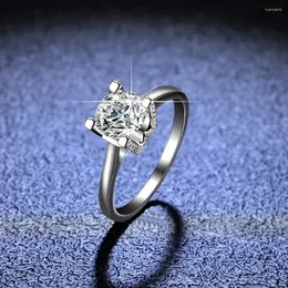 HW Jewelry Cluster Band Rings Anelli di lusso PT950 Platinum Women Wedding Gioielli genuini con credenziali VVS D Colore 1ct Moissanite Diamond HW
