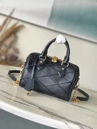 Top new women's handbag black diamond grid car line crossbody bag pillow bag women's bag m24261