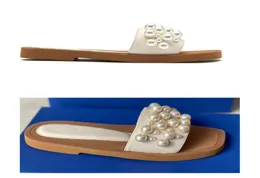 نساء Goldie Slide Slippers Designer Pearl Sandals أحذية خمر قدم مربعة إصبع القدم شرائح جلدية