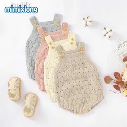 Rompers Bodysuits Bodysuits Case Fashion Solid Newborn Bebes Body Suit Tops for Infant Boys Girlsuits Outfit One Piece Wear D240425