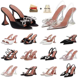 Kleiderschuhe Amina Muaddi Absatz klare Sandalen Camelia Neue Muster Pumpen Schuhe Kristall verschönert echte Seidenmules 90 -mm -Frauen Luxusdesigner Abend Slingback