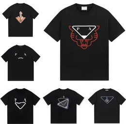 Tasarımcı Erkek Tişört Bahar Yaz Sezonu P Moda Ters Üçgen Kadın T-Shirt Leisure Erkek Marka Kısa Kollu Giyim