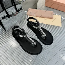 Paris Bayan Gladyatör Kadınlar İçin Düz Sandal Lüks Tasarımcılar Ayak bileği T Kristal Roman Sandalet Kadın Tasarımcısı Sparkly Flats Flip Flops Kadın Rhinestone Thong