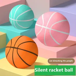 Basket tyst basketutbildning inomhus hushåll barn och vuxna tyst professionell icke släppande kläm boll