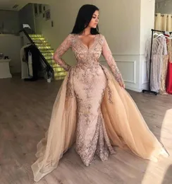 2022 Eleganti abiti da ballo di sirena in pizzo abito da sera V Neck Manleves Long Tulle Applique Crystal Perle staccabili in treno Lengt5216169