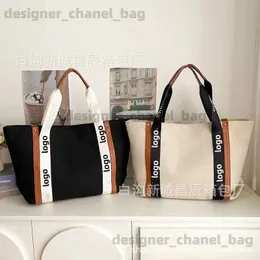 Totes New College Student Student Canvas Bolsa feminina Moda e versátil Bola de ombro de grande capacidade Casual e da moda Bolsa T240425