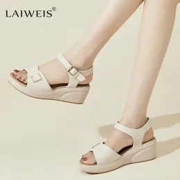 Laiwe Frauen Sandalen Sandalen Sommer Fischmund Open Toe Shoes Luxus Flat Flip Flop High Heels Beach Plattform 240423