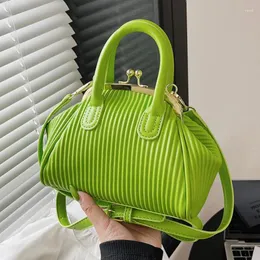 Evening Bags Jin Mantang 2024 Pleated Handbag With Handle Designer Lattice Shoulder For Women Clutch Purses Crossbody Long Belt