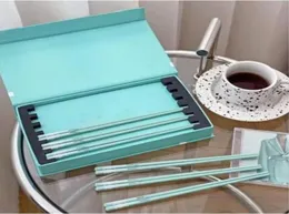 2022 Nowa marka Blue Bone China Ceramiczne pałeczki domowe House Highend Sky Blue Kitchen Zestaw stołowy z pudełkiem podarunkowym 42674666614819
