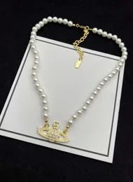 Designer di marca di moda Collane a ciondolo lettera Viviennes Chokers Women Luxury Women Metal Pearl Necklace Cjeweler Westwood per Woman Chain 1152ess